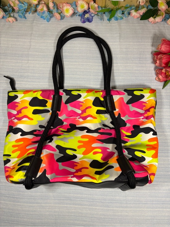 Kendall + Kylie. Handbags - Neon Camouflage Tote Bag with Black Rope Handles pre-owned